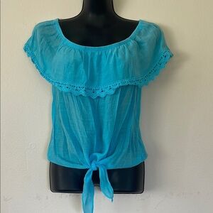 BCX Women's Blue Lace Trim Top